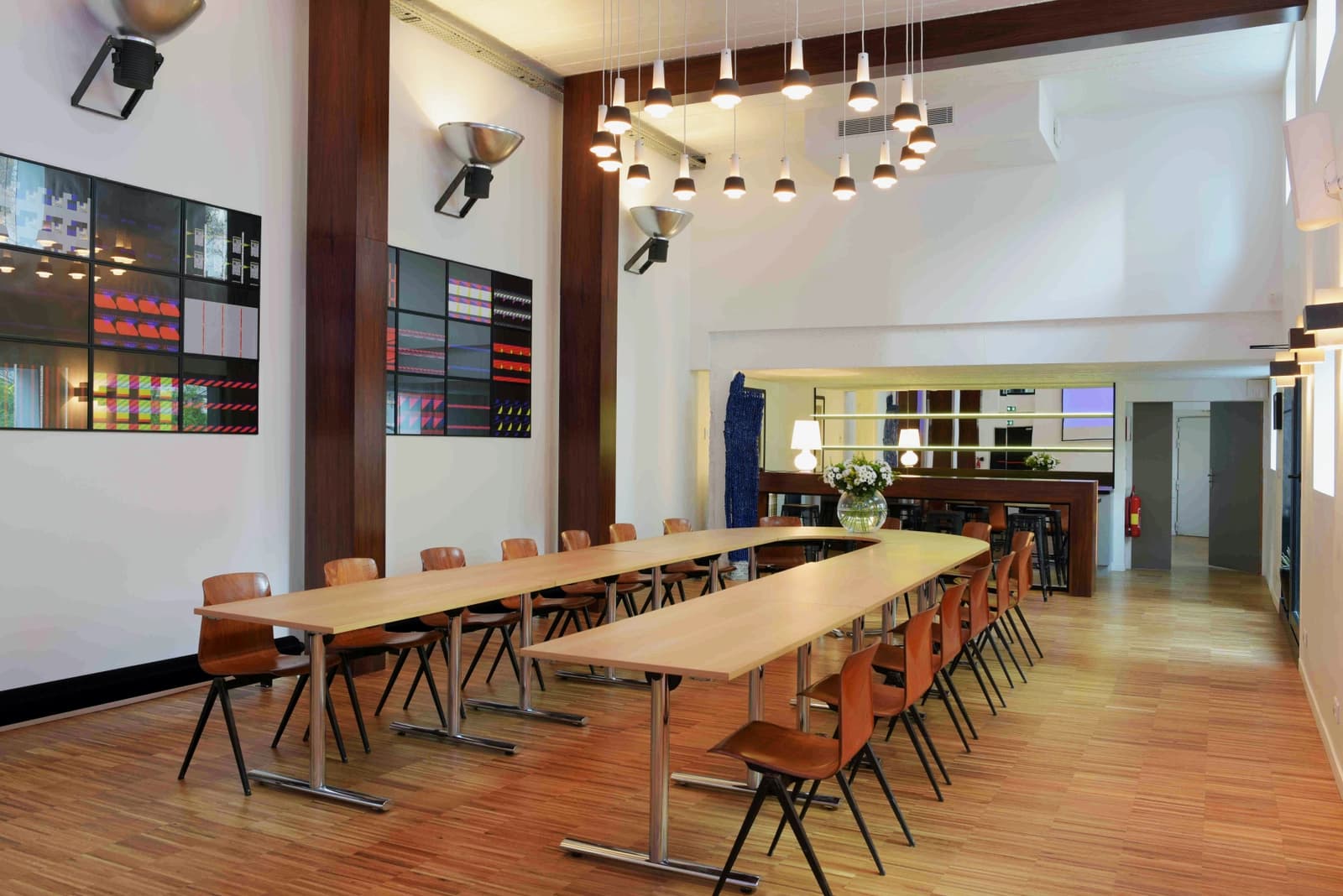 Salle de réunion dans Un écrin de verdure confidentiel et apaisant à Paris - 1