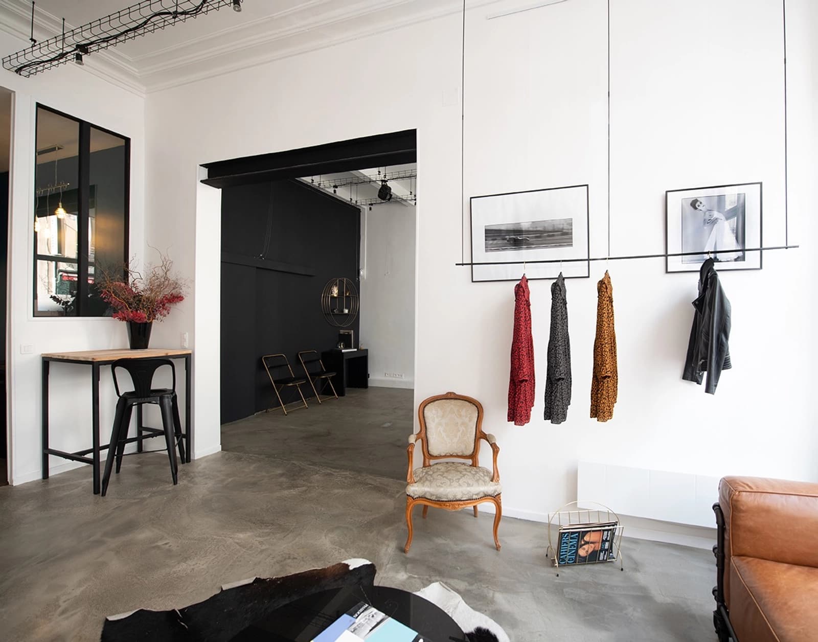 Living room in Showroom premium République - Saint-Maur - 1