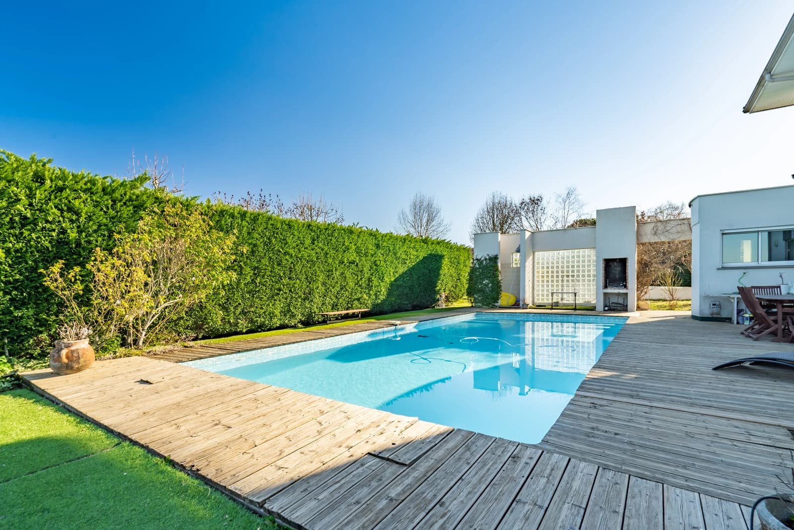 Meeting room in Modern house in the countryside 15 km from Bordeaux - 1