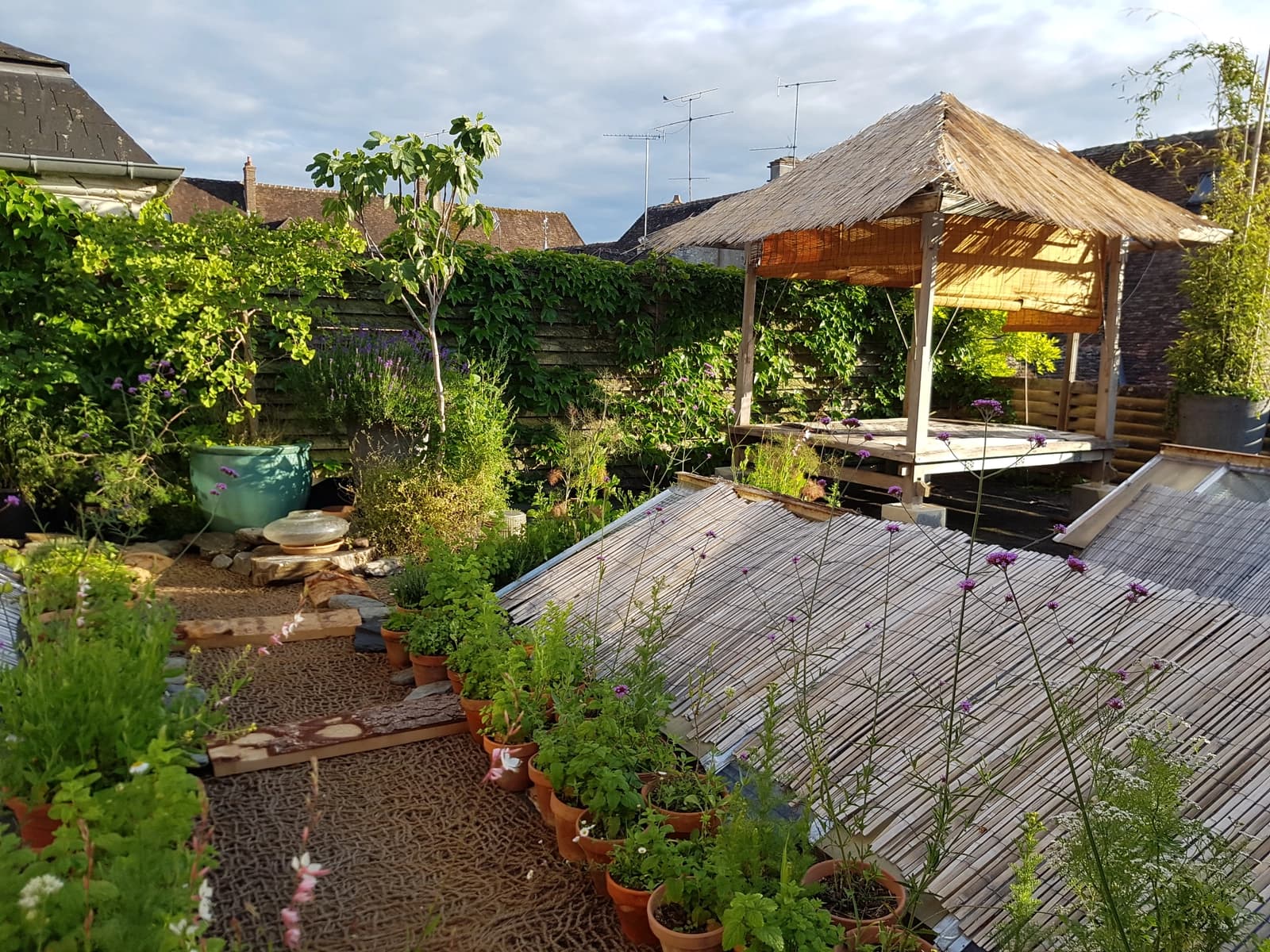 Salle de réunion dans Appartement avec son toit-terrasse invitant au voyage - 0