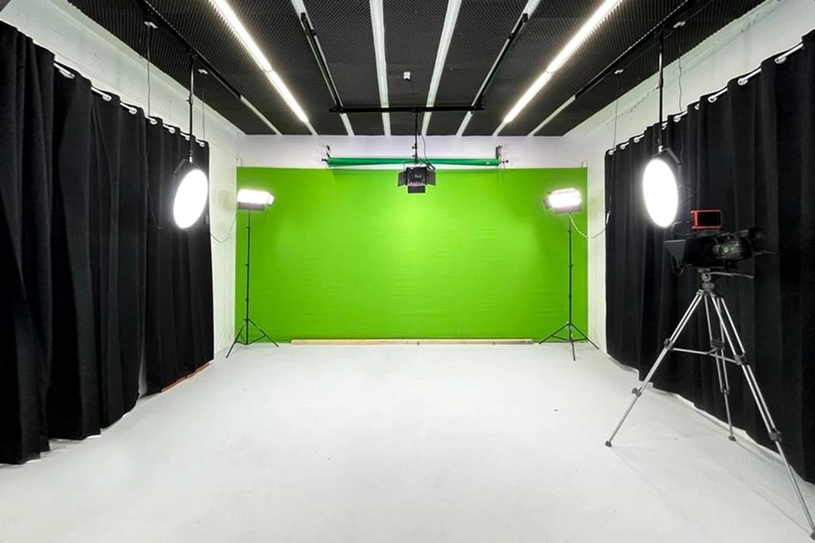 Living room in Photo/video studio - Casting area - Gallery - 1