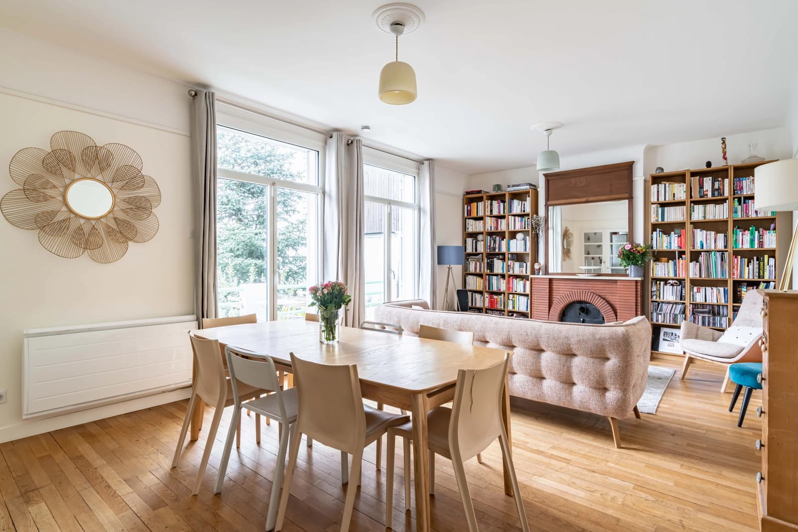Salle de réunion dans Maison avec terrasse et jardin en limite de Paris - 0
