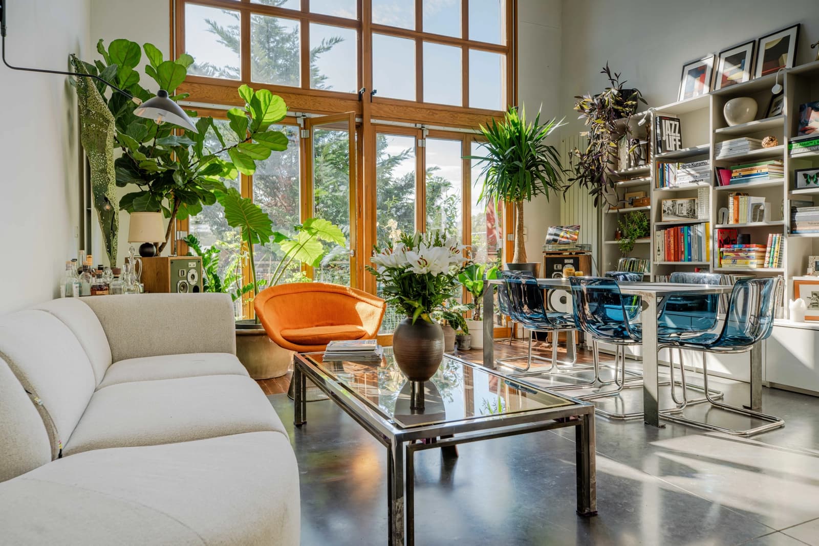 Espace Loft lumineux, artistique et à l'ambiance chaleureuse - 1