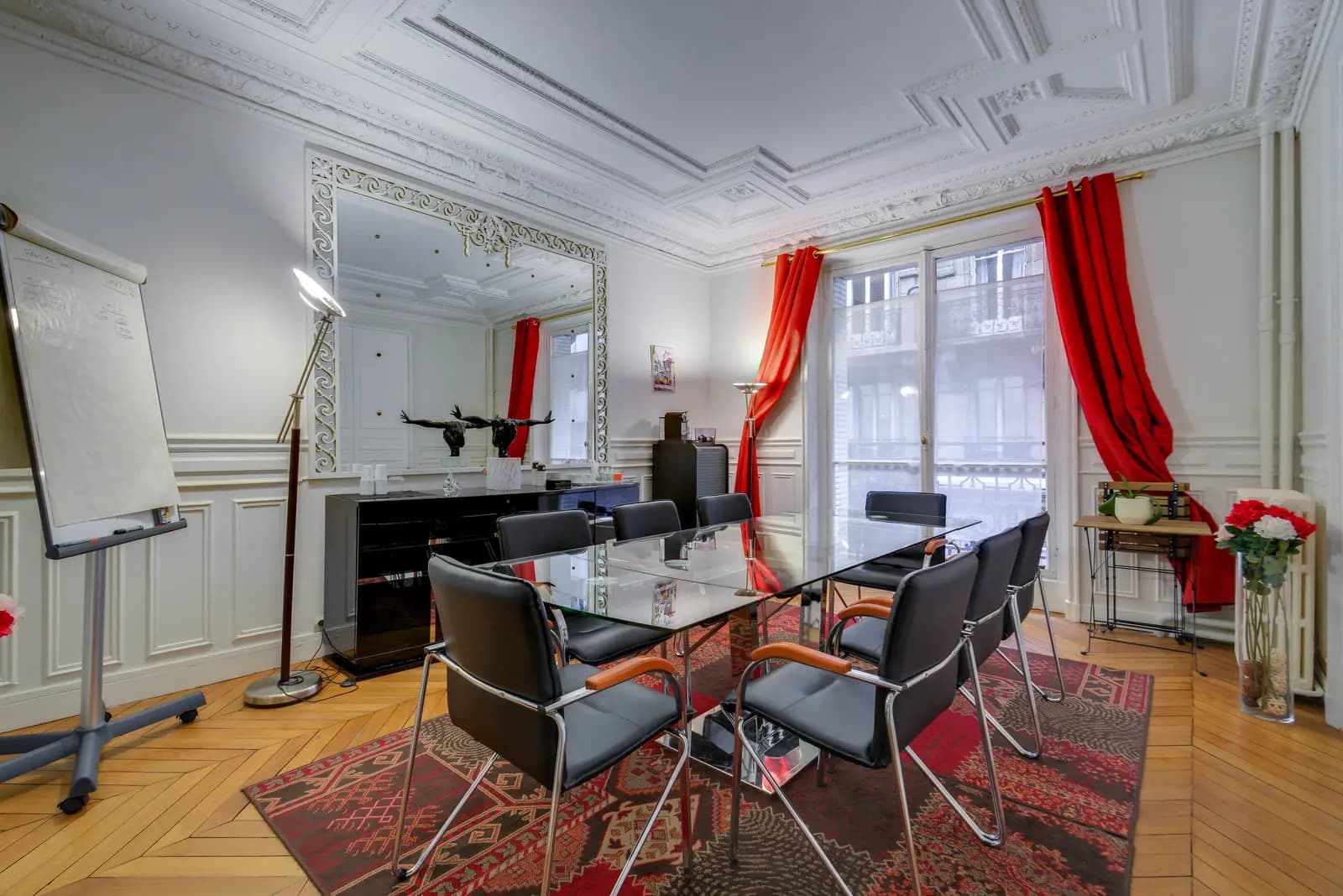 Élégant appartement Haussmannien au cachet préservé