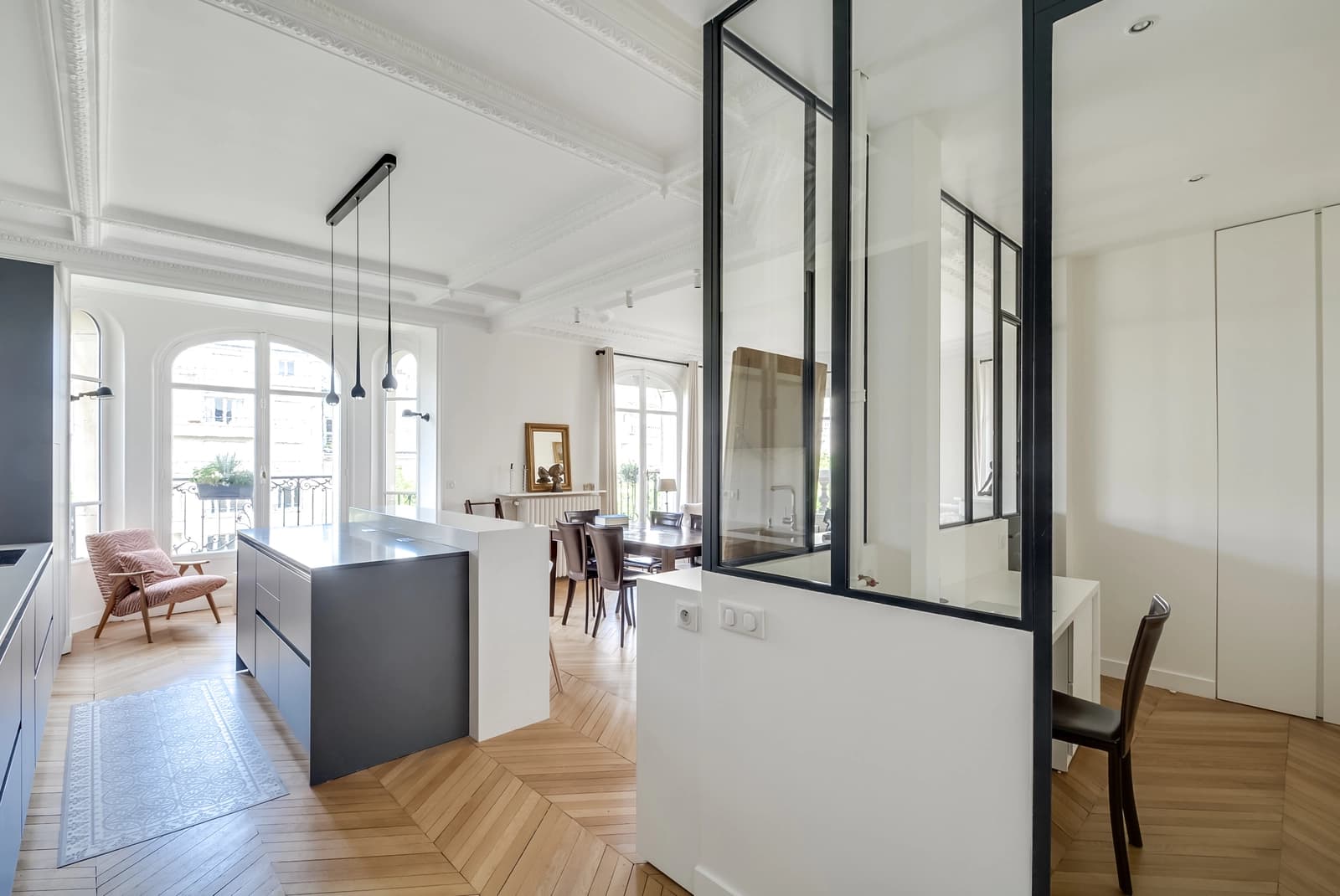 Espace Bel appartement haussmannien au charme parisien - 3