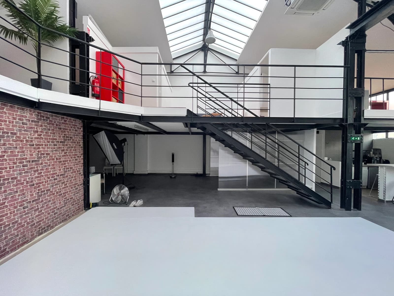 Space Industrial loft - equipped for turning - 4