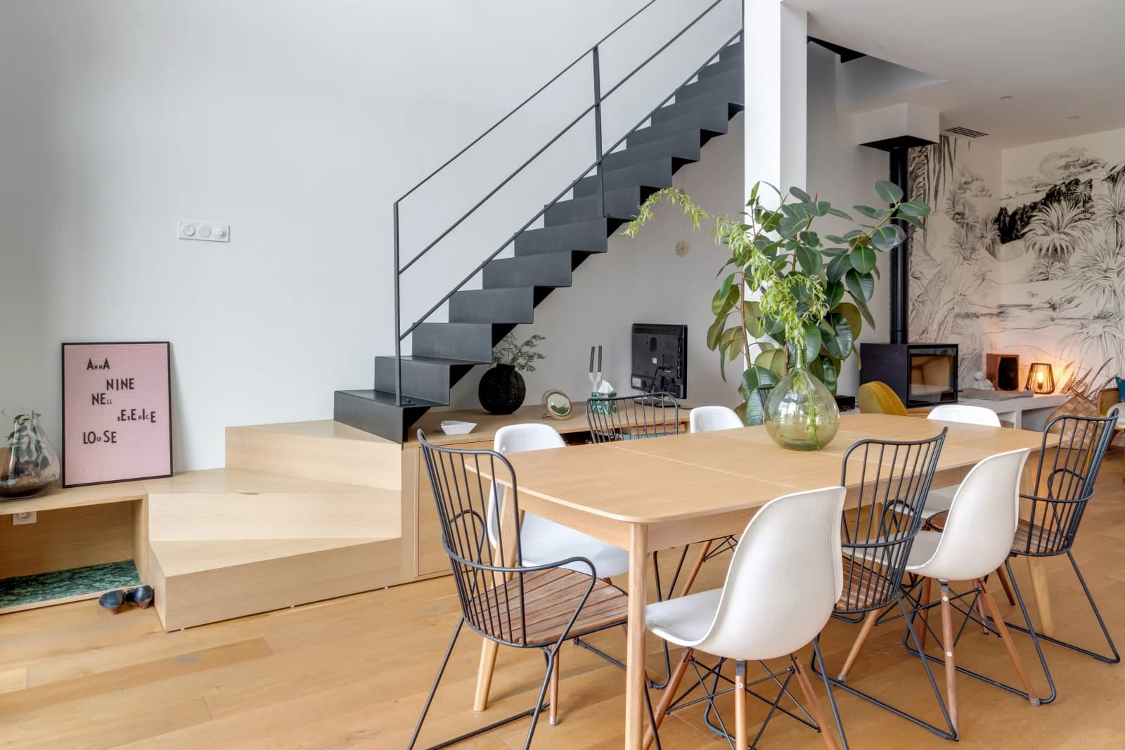 Meeting room in Architect-designed glass house with terrace and garden - 1