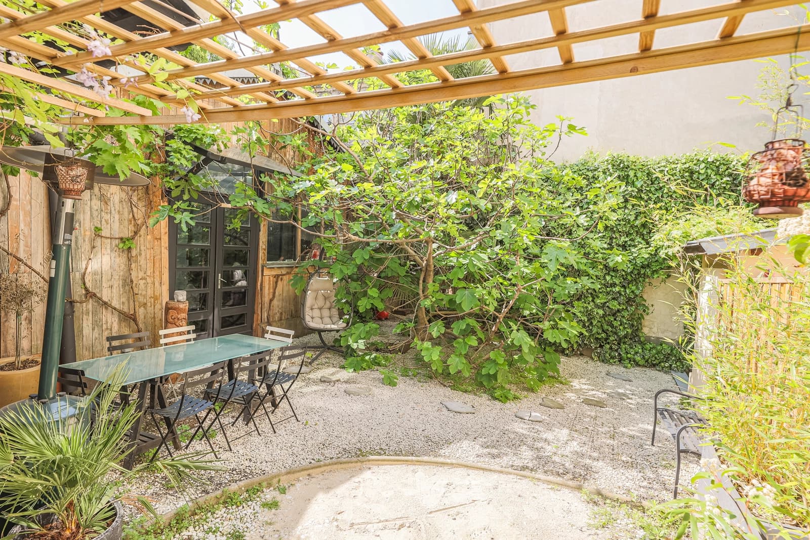 Meeting room in Bright workshop with private garden - 1