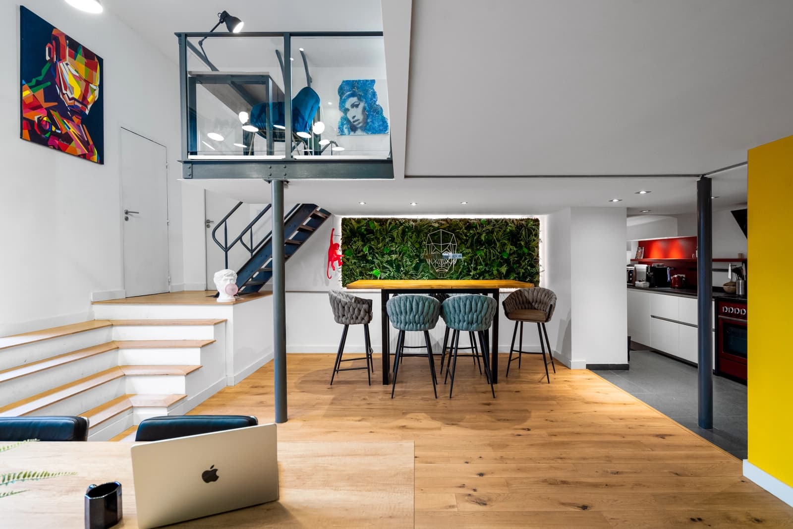 Espace Loft en plein coeur de la vie urbaine et animée - 2