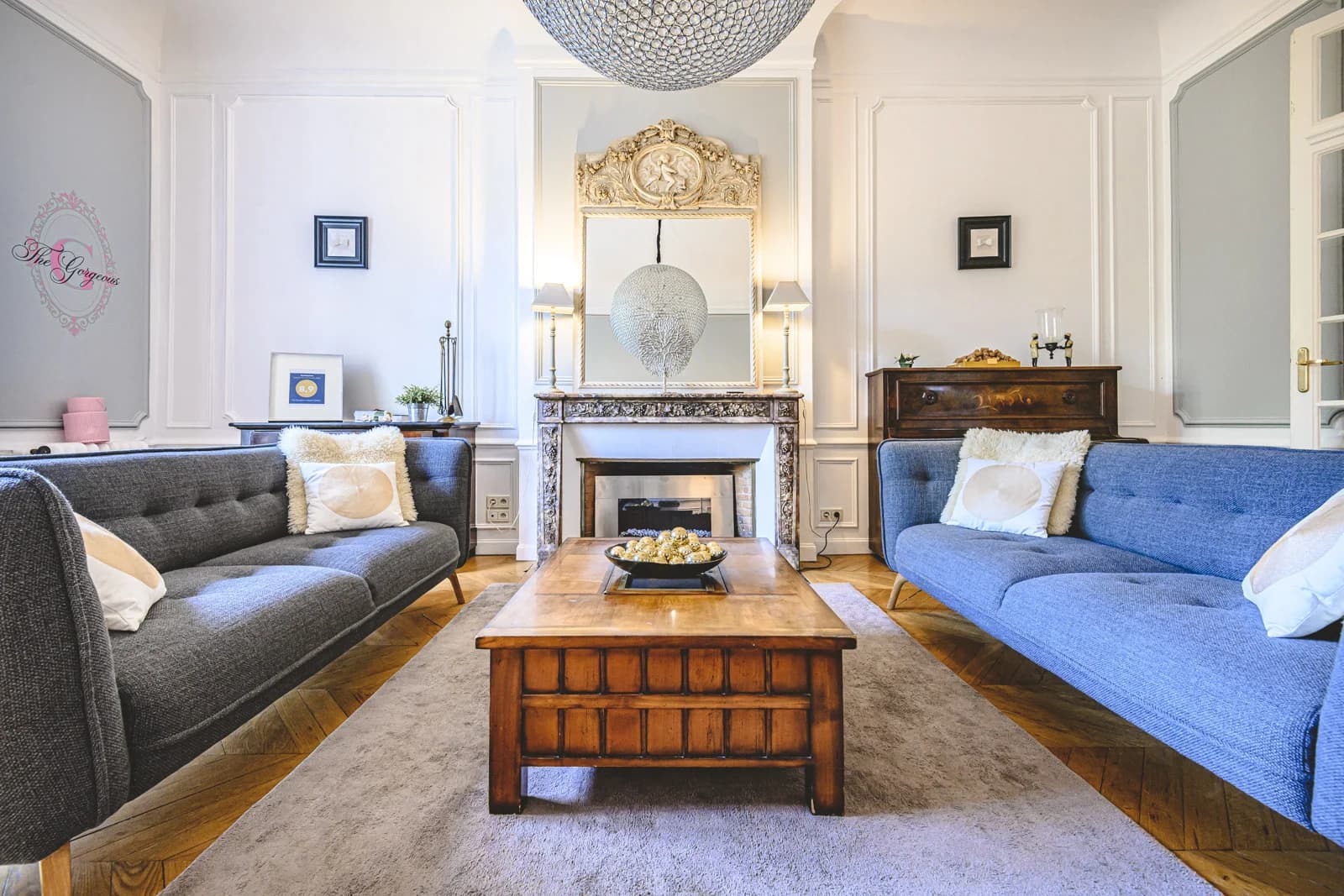 Salon dans The Gorgeous Place: un espace superbe et élégant - 1