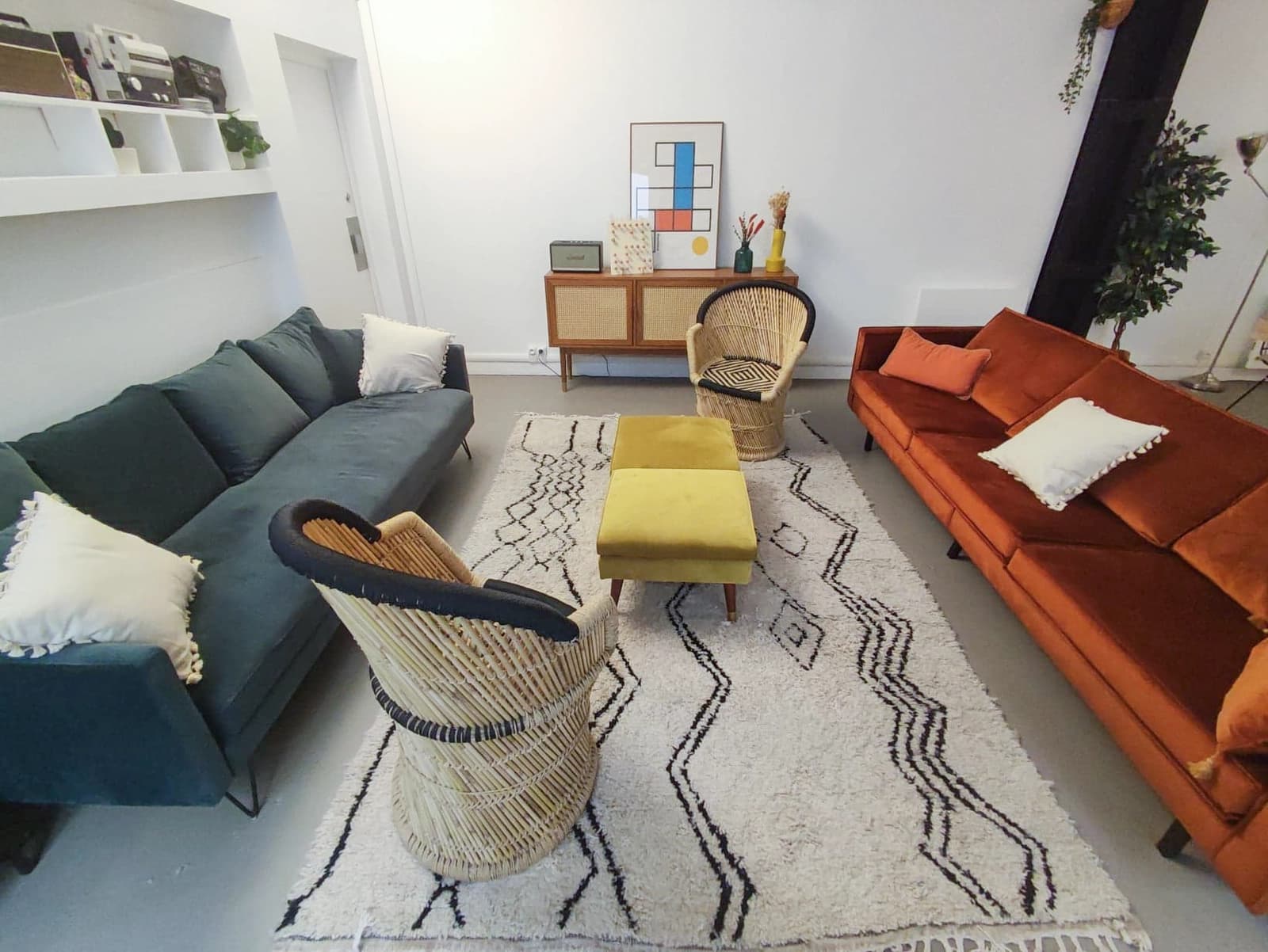 Living room in Colorful and relaxing loft - 1