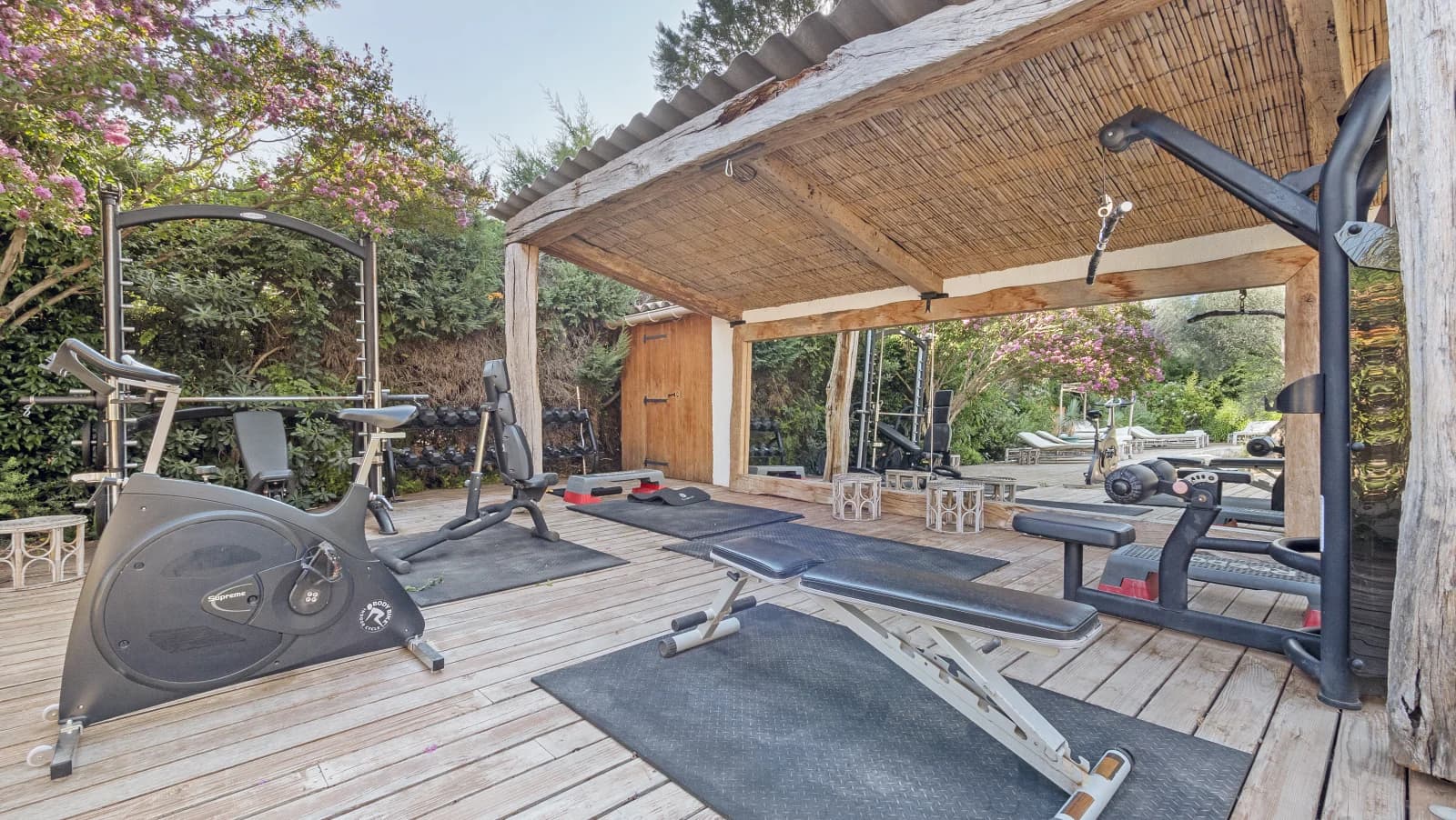 Espace St-Tropez: villa bohème-chic avec vue sur le Golfe - 4