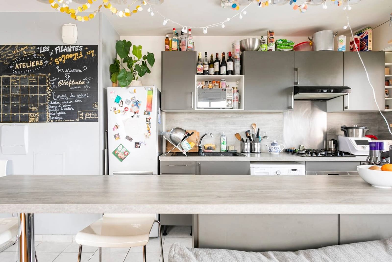 Cuisine dans Logement d'une clarté exceptionnelle, bien-être assuré - 1