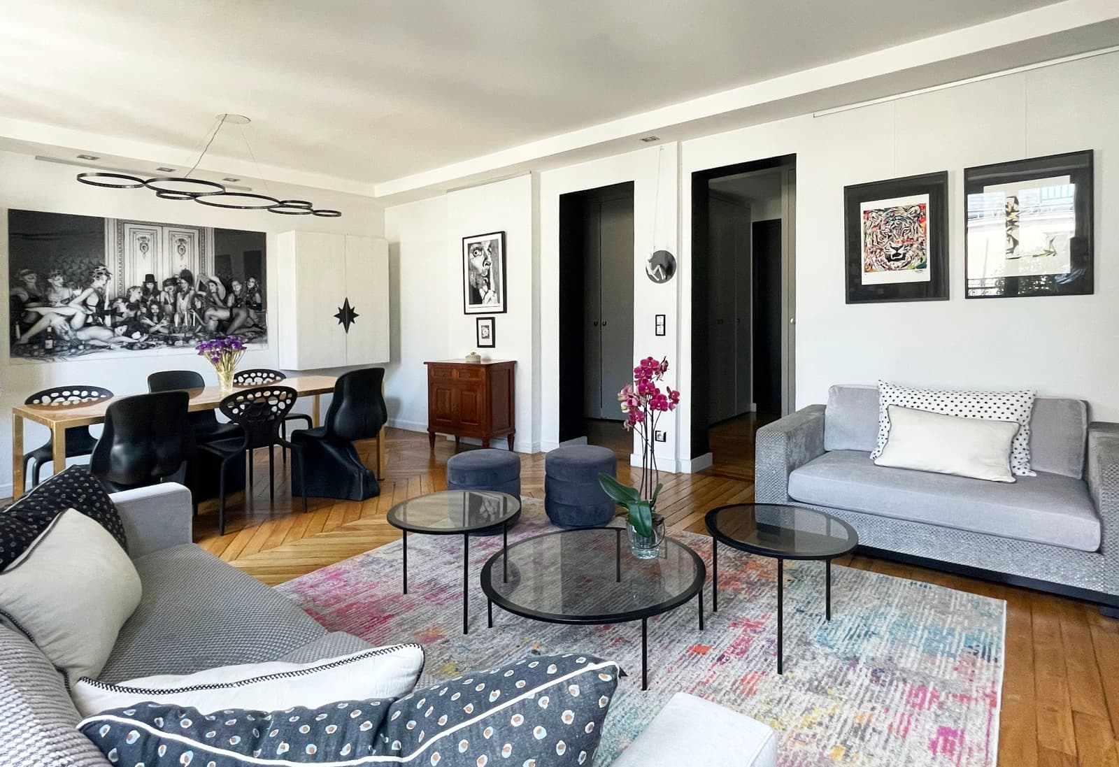 Living room in Monceau - Gallery apartment, design and arty - 0