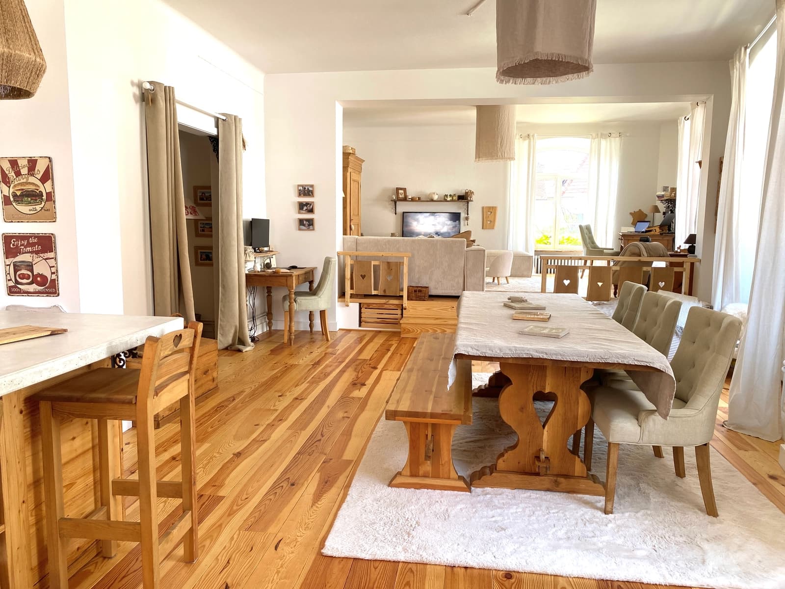Meeting room in Cosy chalet-style apartment in Haguenau - 1