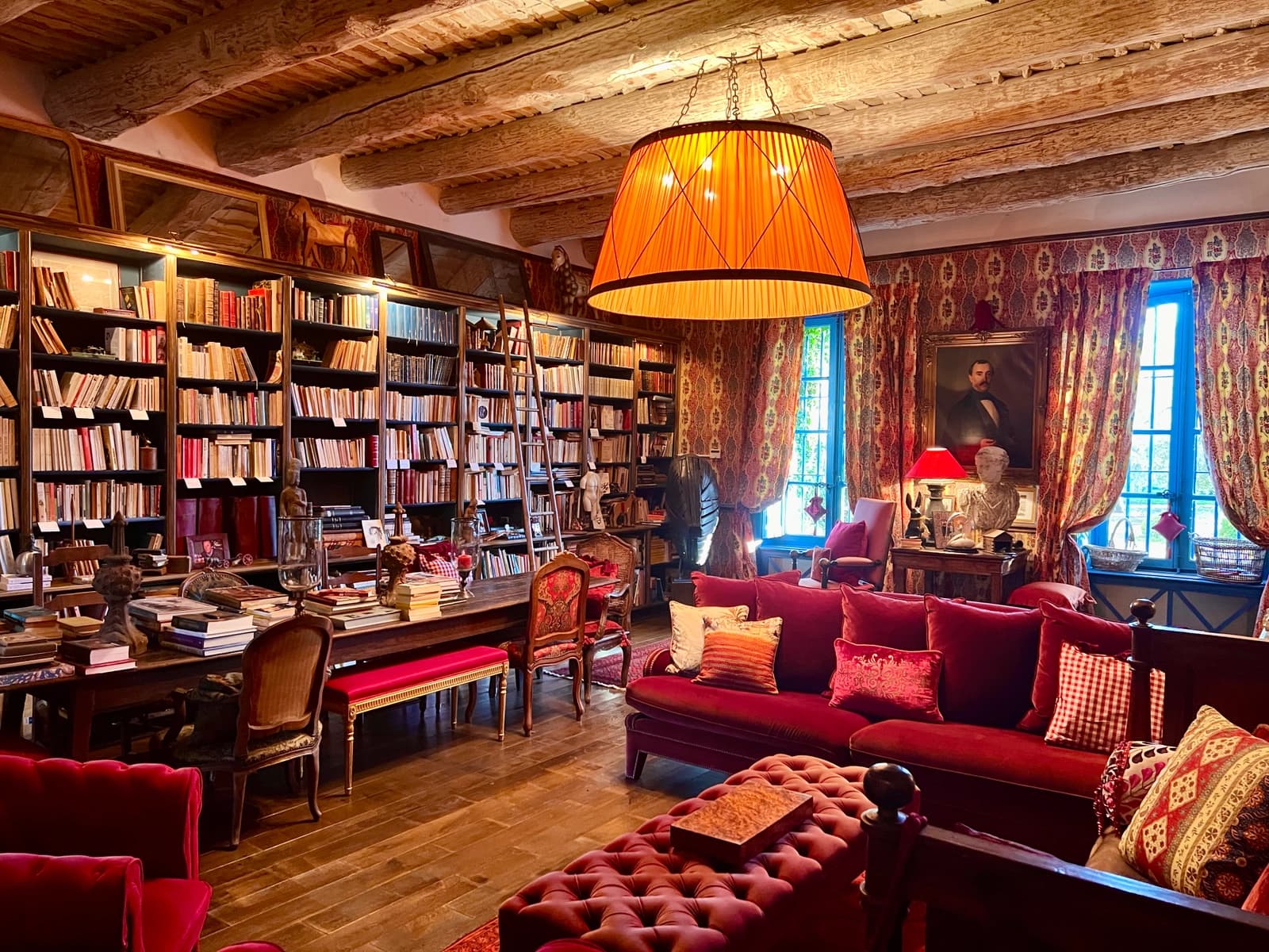Espace Ancien relais de chasse au coeur de la Provence - 1