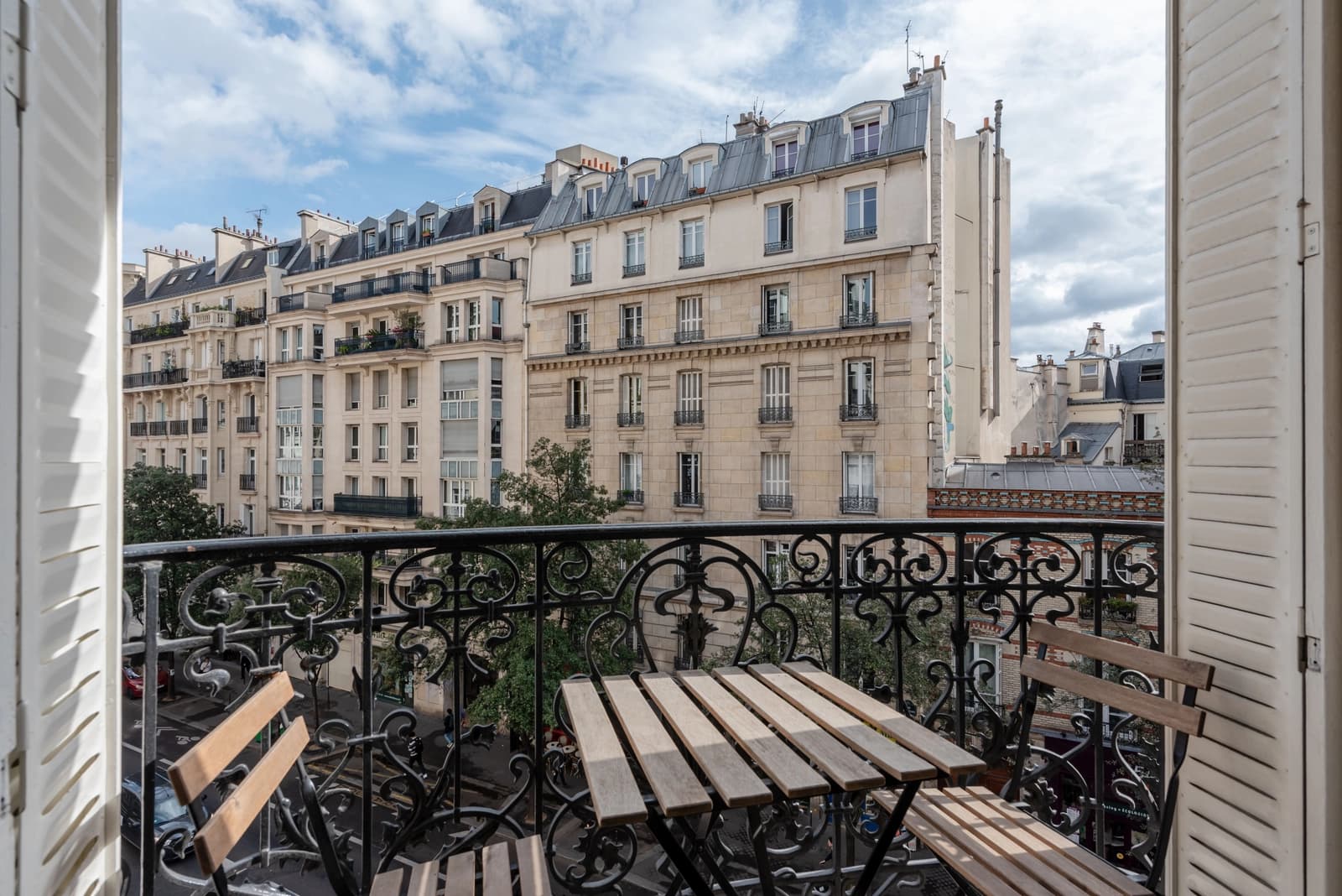 Space Bright workspace in the heart of the Marais - 4