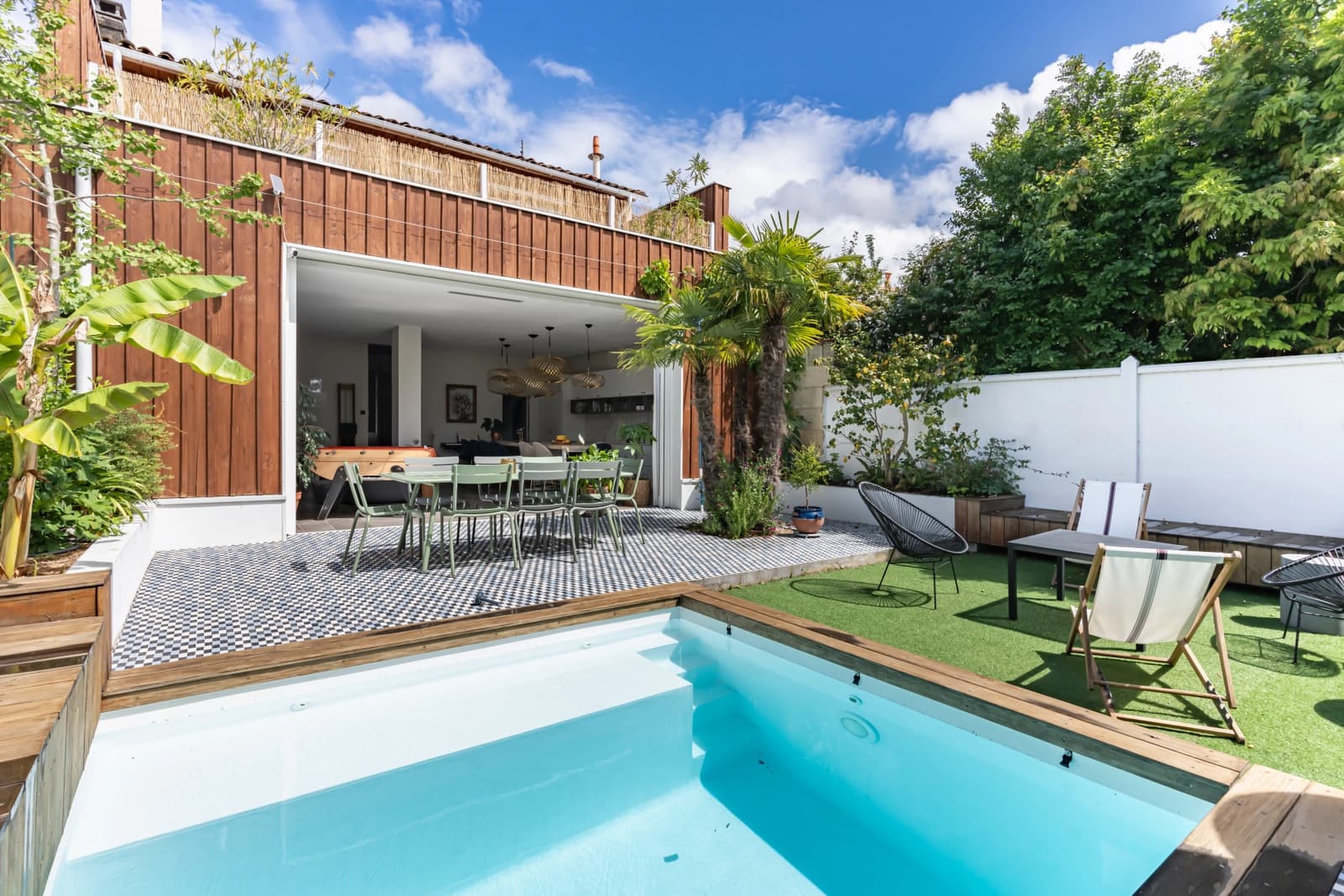 Meeting room in House with garden, pool and fireplace - 1