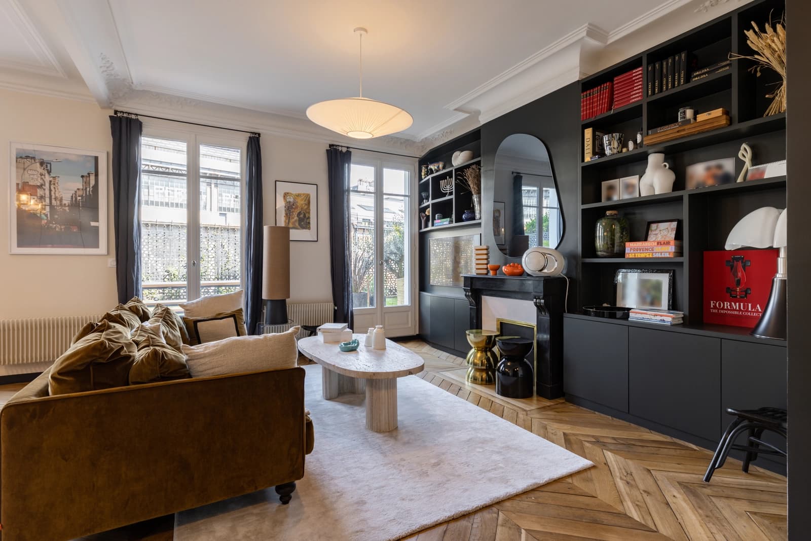 Salon dans Le Jardin du 8e: une oasis de verdure en ville - 0