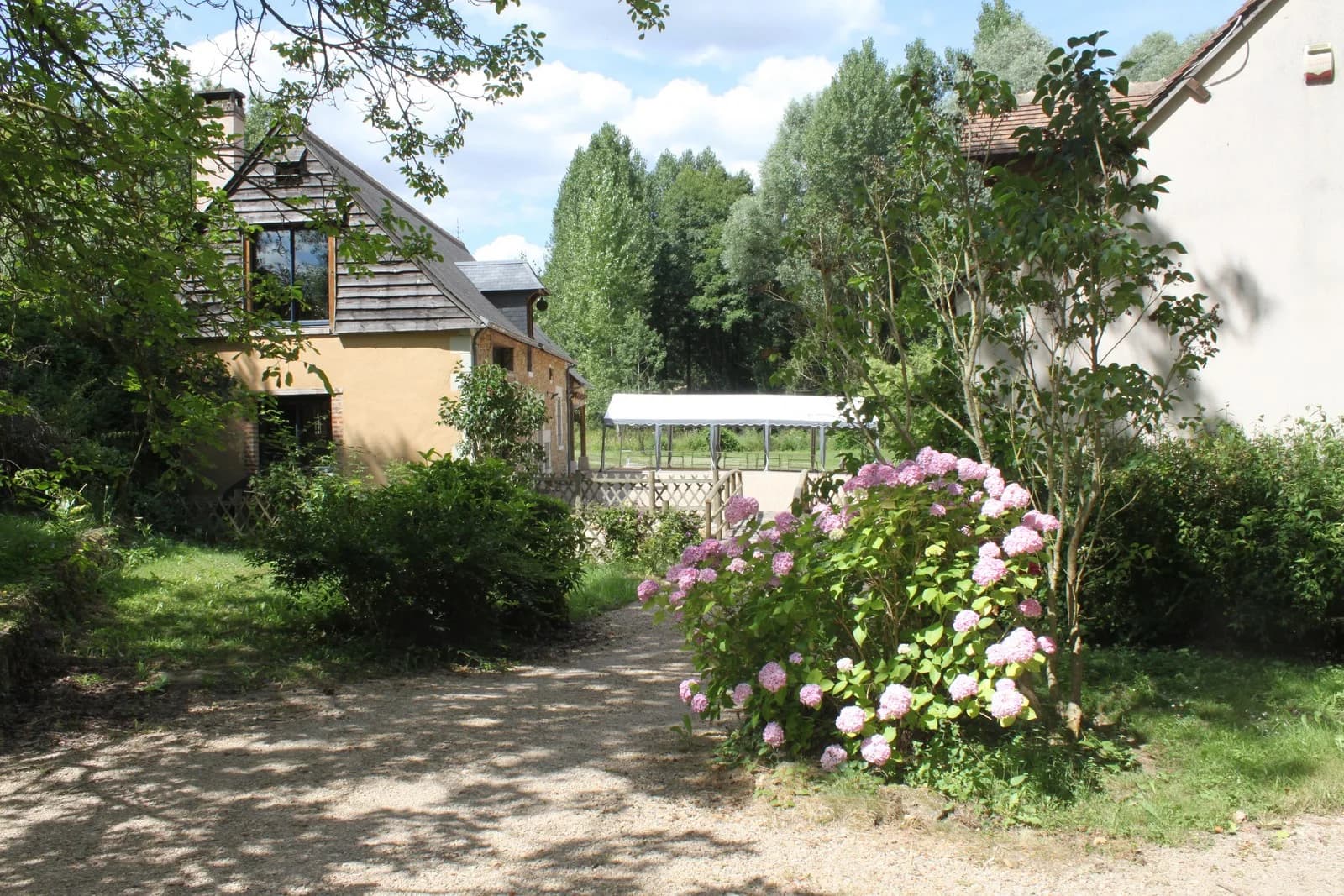 Salle de réunion dans Moulin historique niché dans un écrin de verdure pur - 1