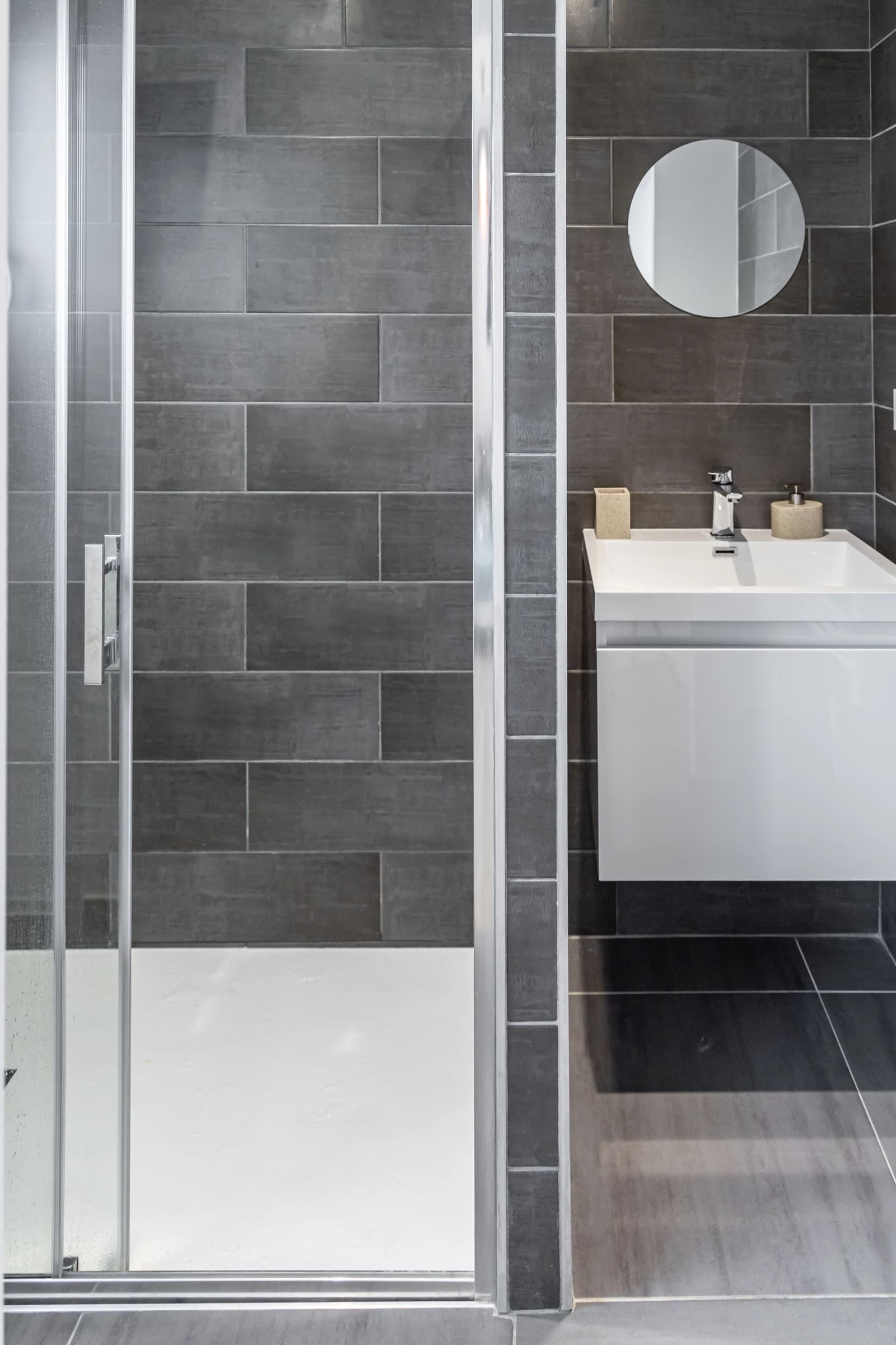 Bathroom in "Chants des oiseaux" Property 15min from Nantes - 1