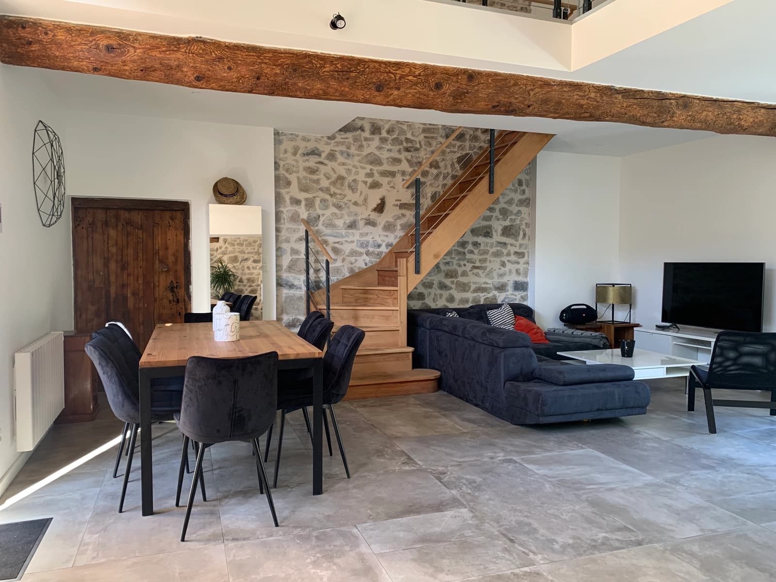 Space Stone house in the Beaujolais - 2