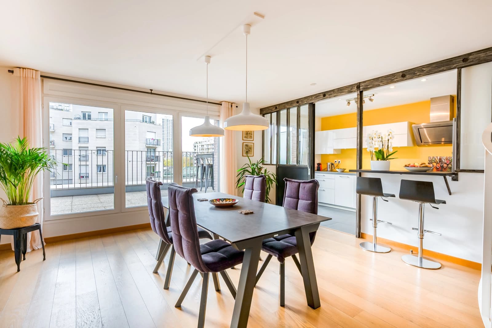 Meeting room in Duplex with terrace - Canal de l'Ourcq view - 1