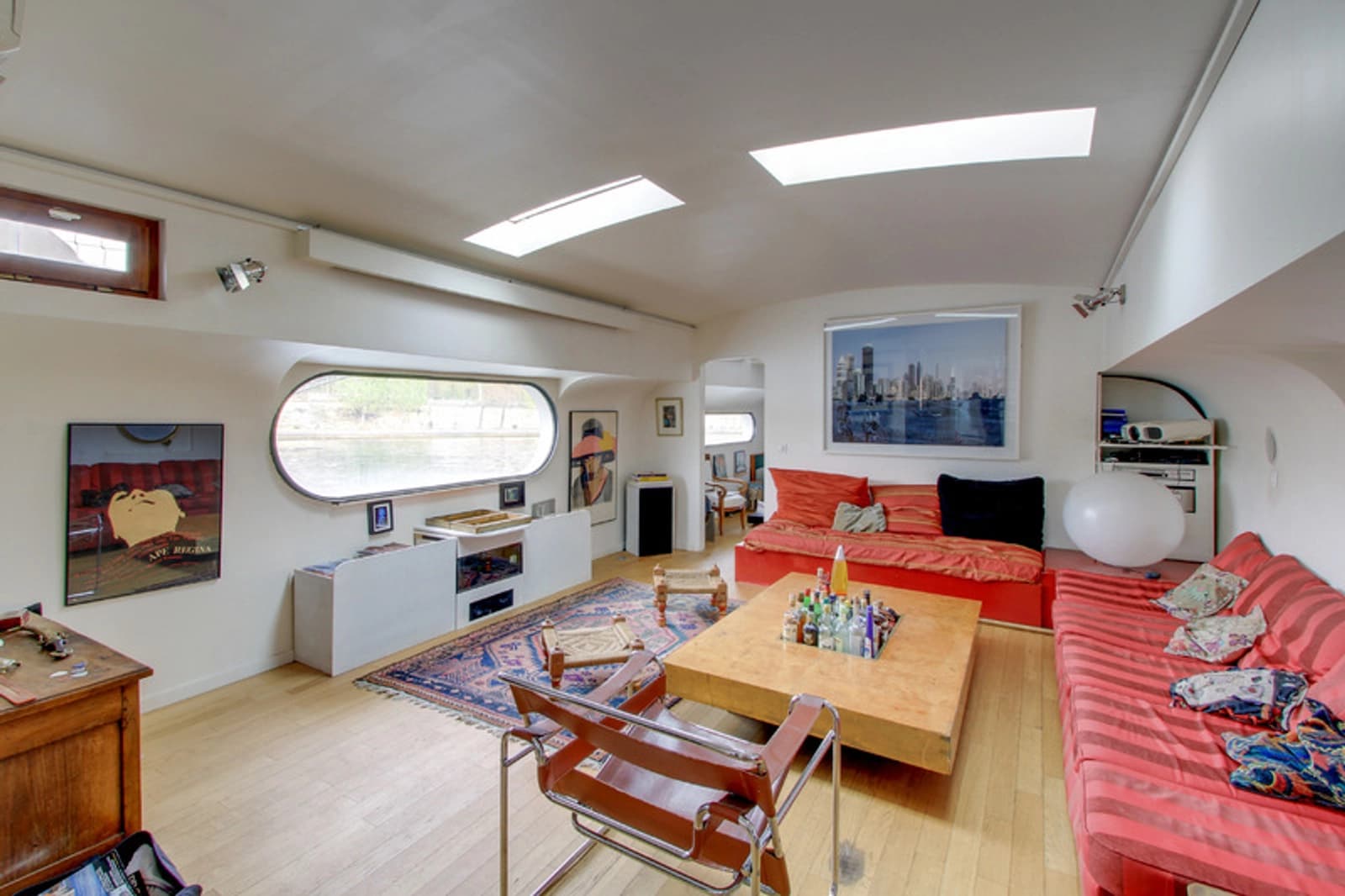 Living room in Barge in the heart of Paris - 1