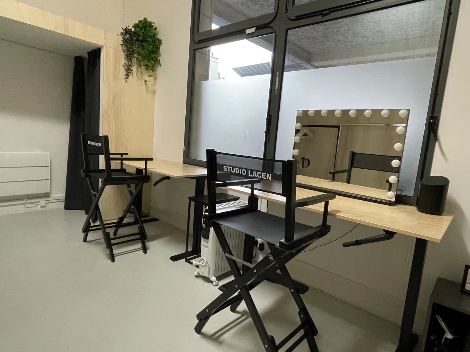 Space Studio 200m2 in the 11th arrondissement - 4
