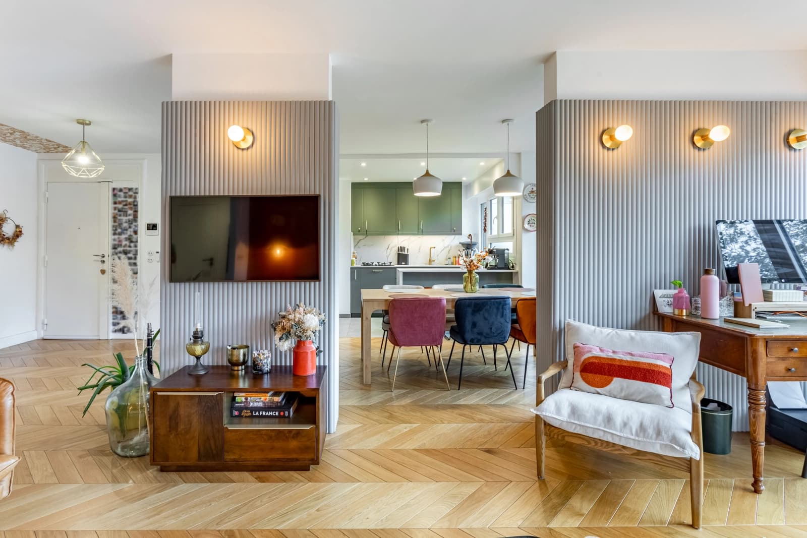 Espace Appartement avec une vaste et conviviale pièce de vie - 4