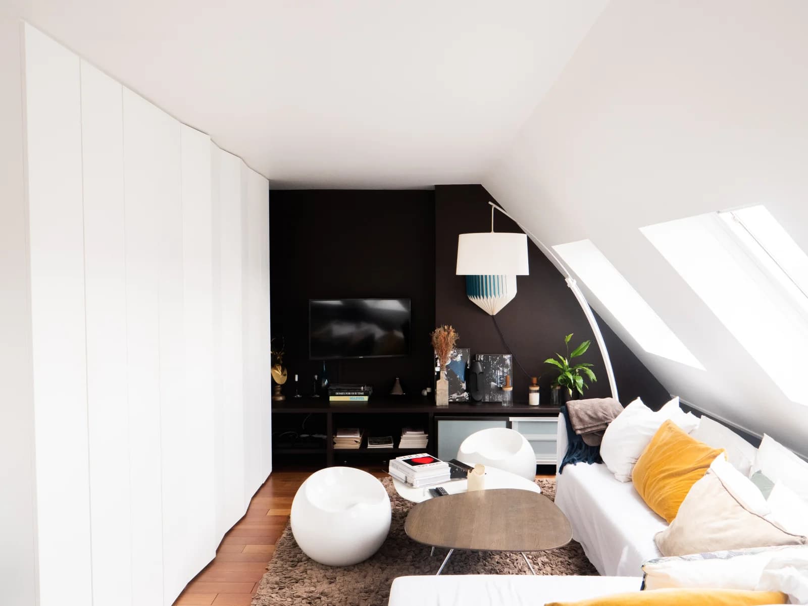 Salon dans Appartement parisien avec un panorama exceptionnel - 1