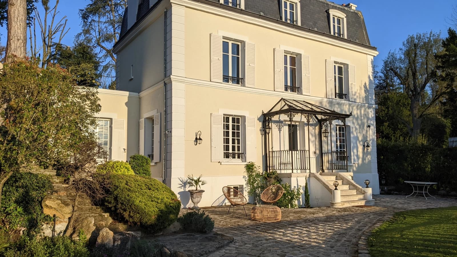Salle de réunion dans Maison de charme avec sa véranda lumineuse et cosy - 1