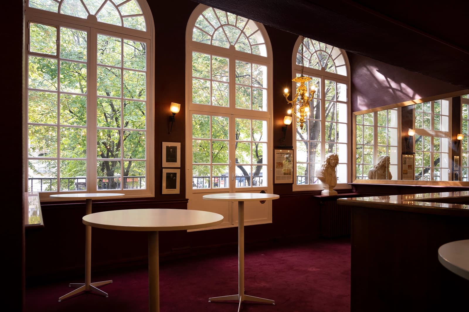 Meeting room in Typical Italian theater - 1