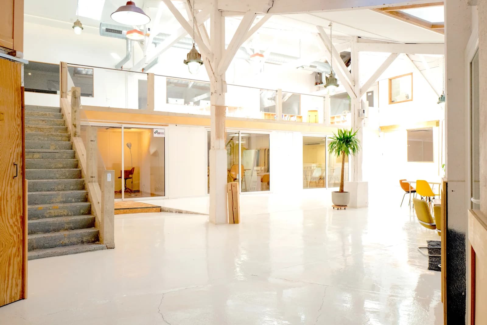 Living room in Large, bright loft - 1