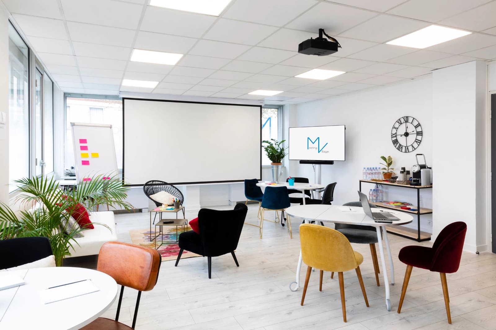 Meeting room in Pastoral Quietude - 0
