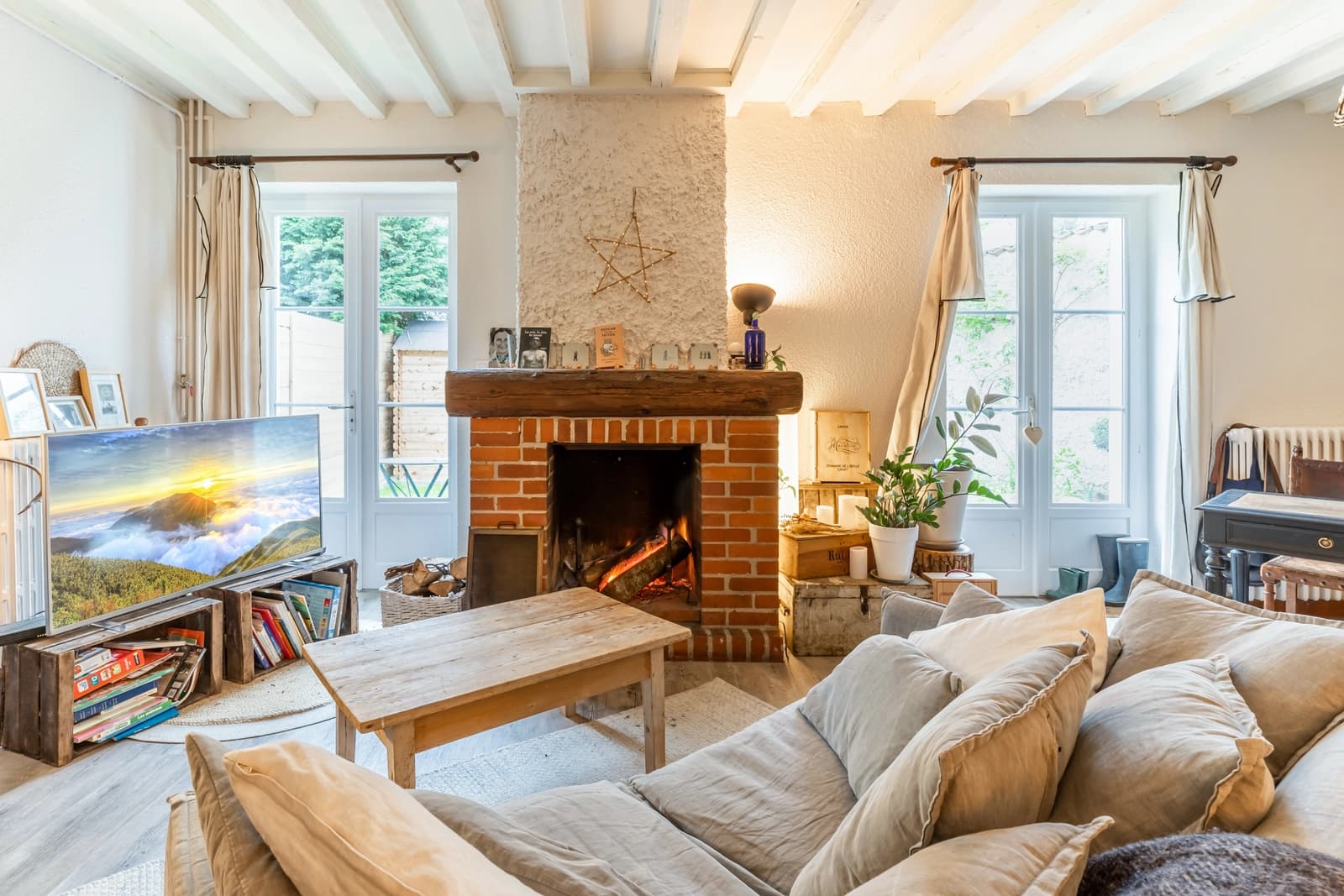 Salon dans Près de Lyon (20mn): maison de campagne très cosy - 1