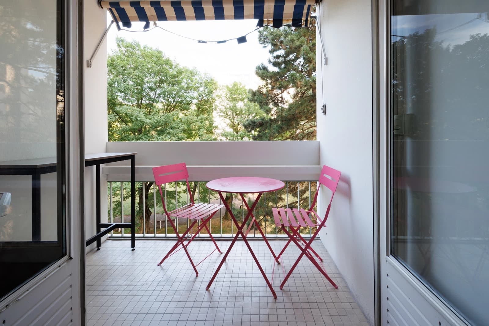 Space Modern 70 m2 apartment in western Lyon - 4