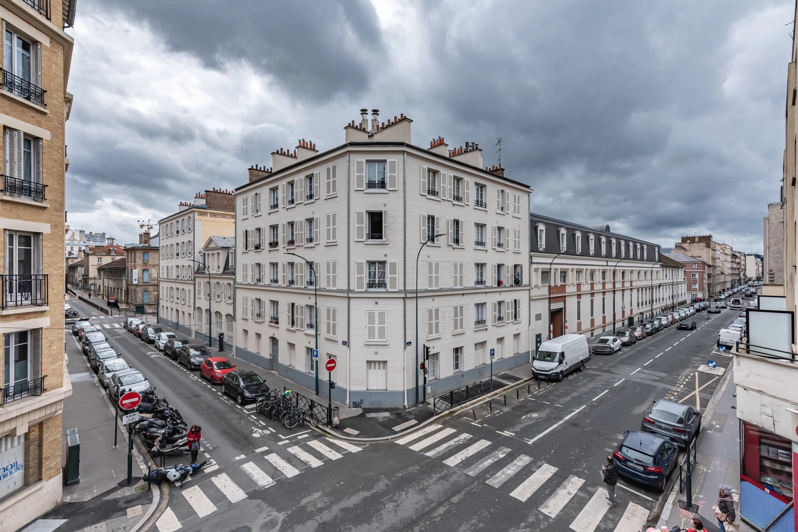 Salle de réunion dans Superbe appartement baigné d'une lumière éclatante - 1