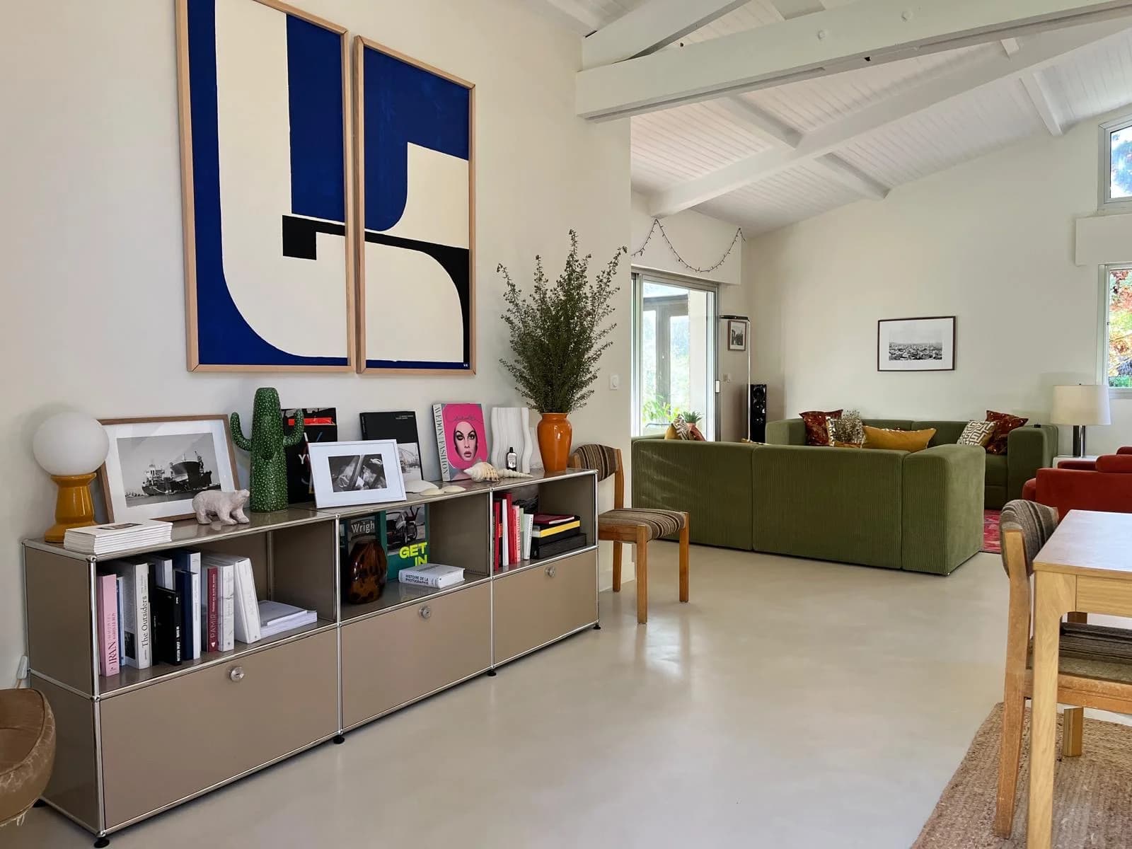 Space 70s architect-designed house - 3
