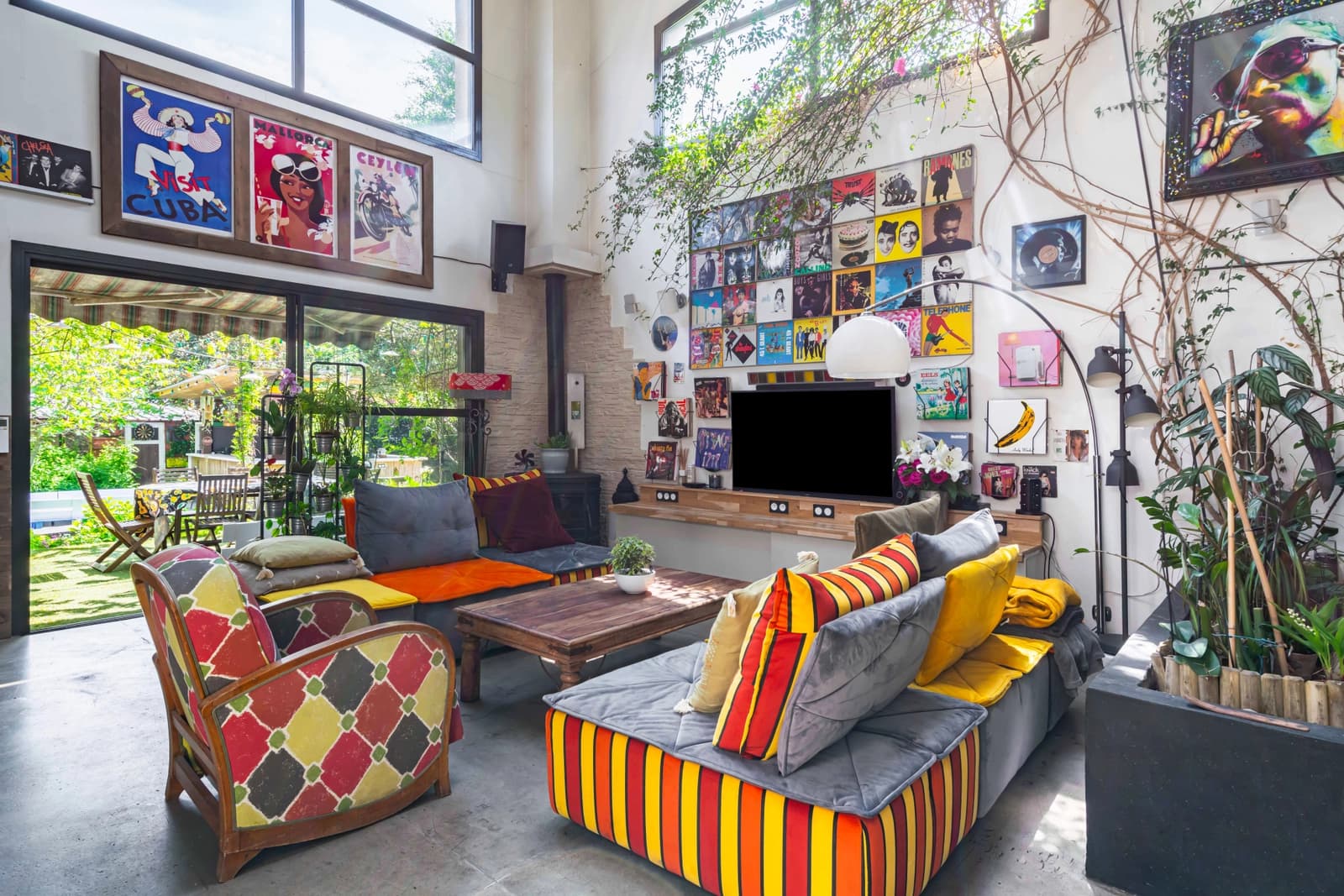 Space Loft with bar and garden - 2