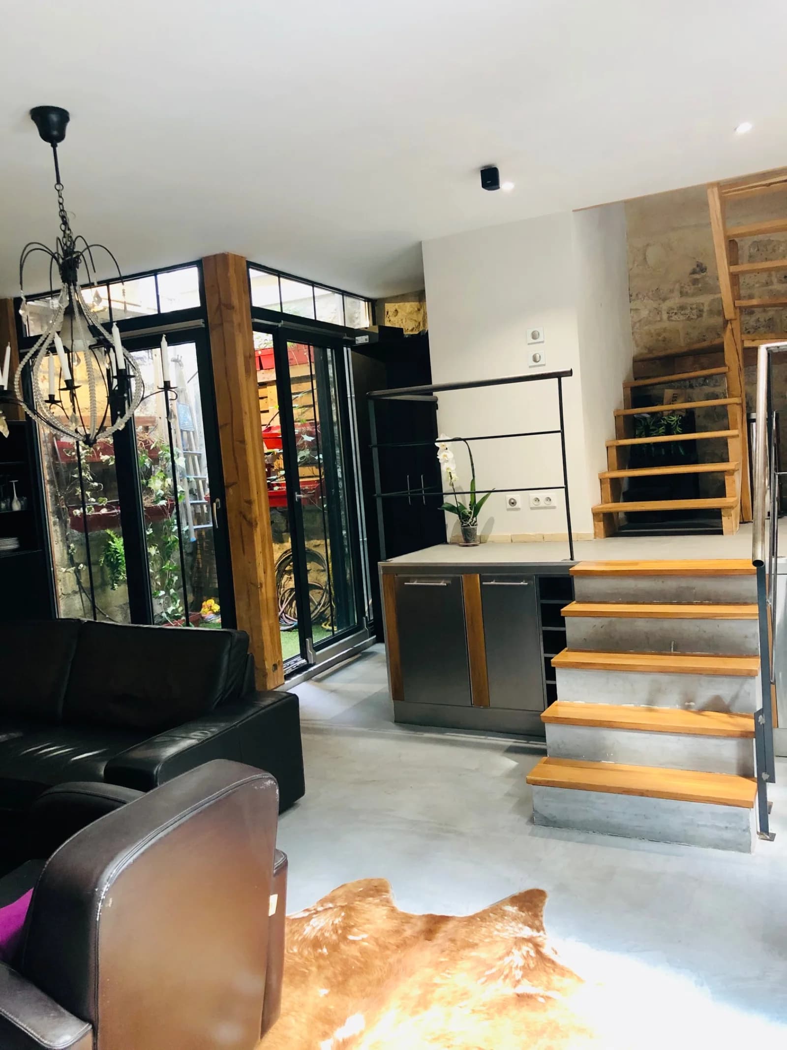 Space Atypical loft 115m² Buttes Chaumont - 4