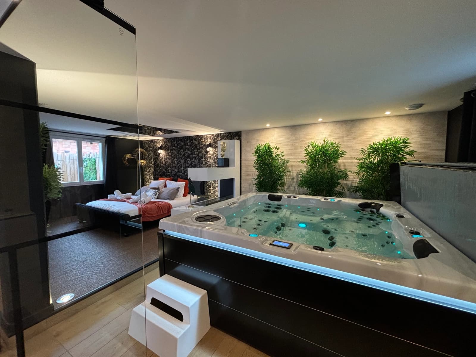 Space Atypique Chic: Luxury Loft, Spa & Lights - 4