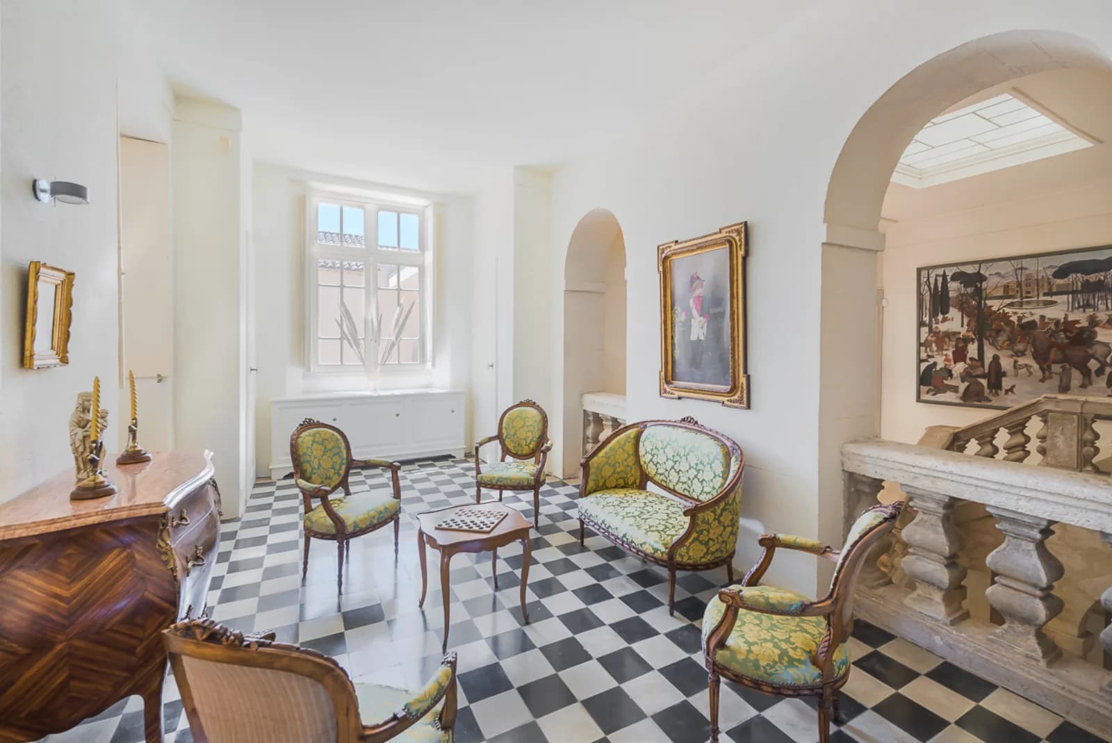 Meeting room in Château Saint-Martin-de-la-Garrigue - 1