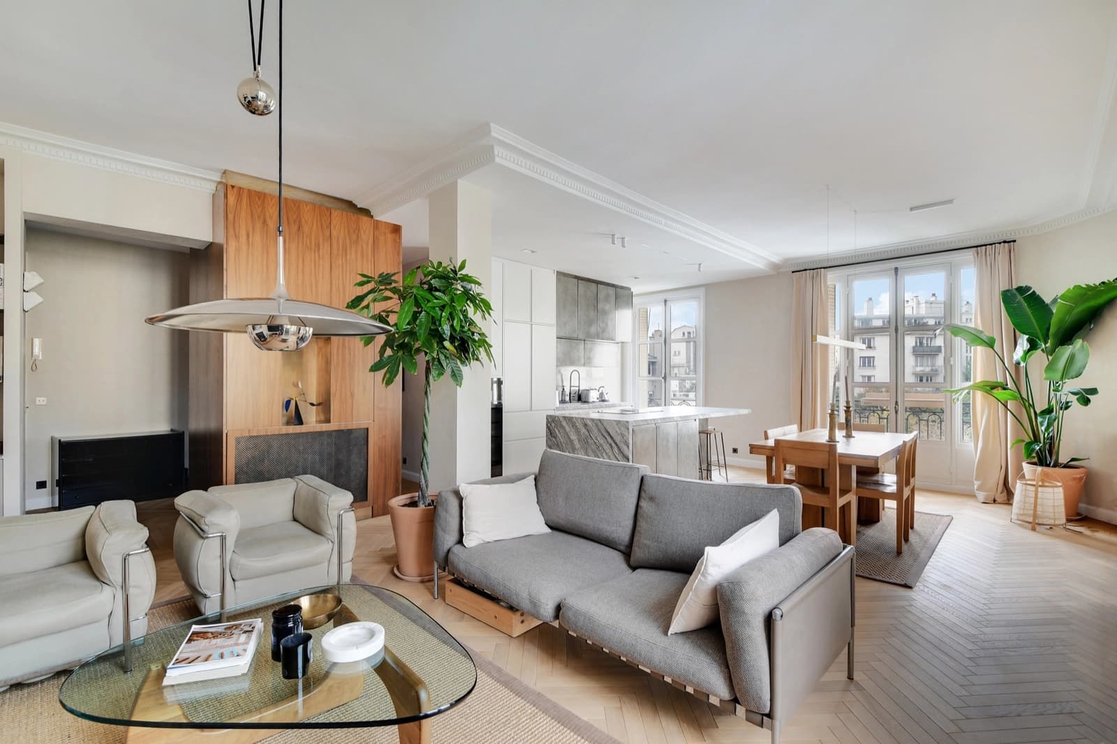 Living room in A bright little gem overlooking the garden - 1