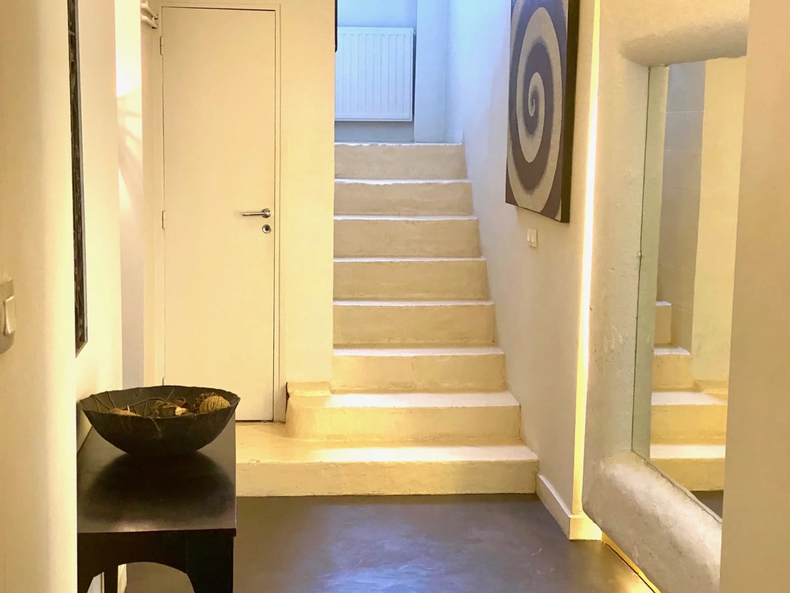 Bathroom in Covered terrace for daylight studio. - 1