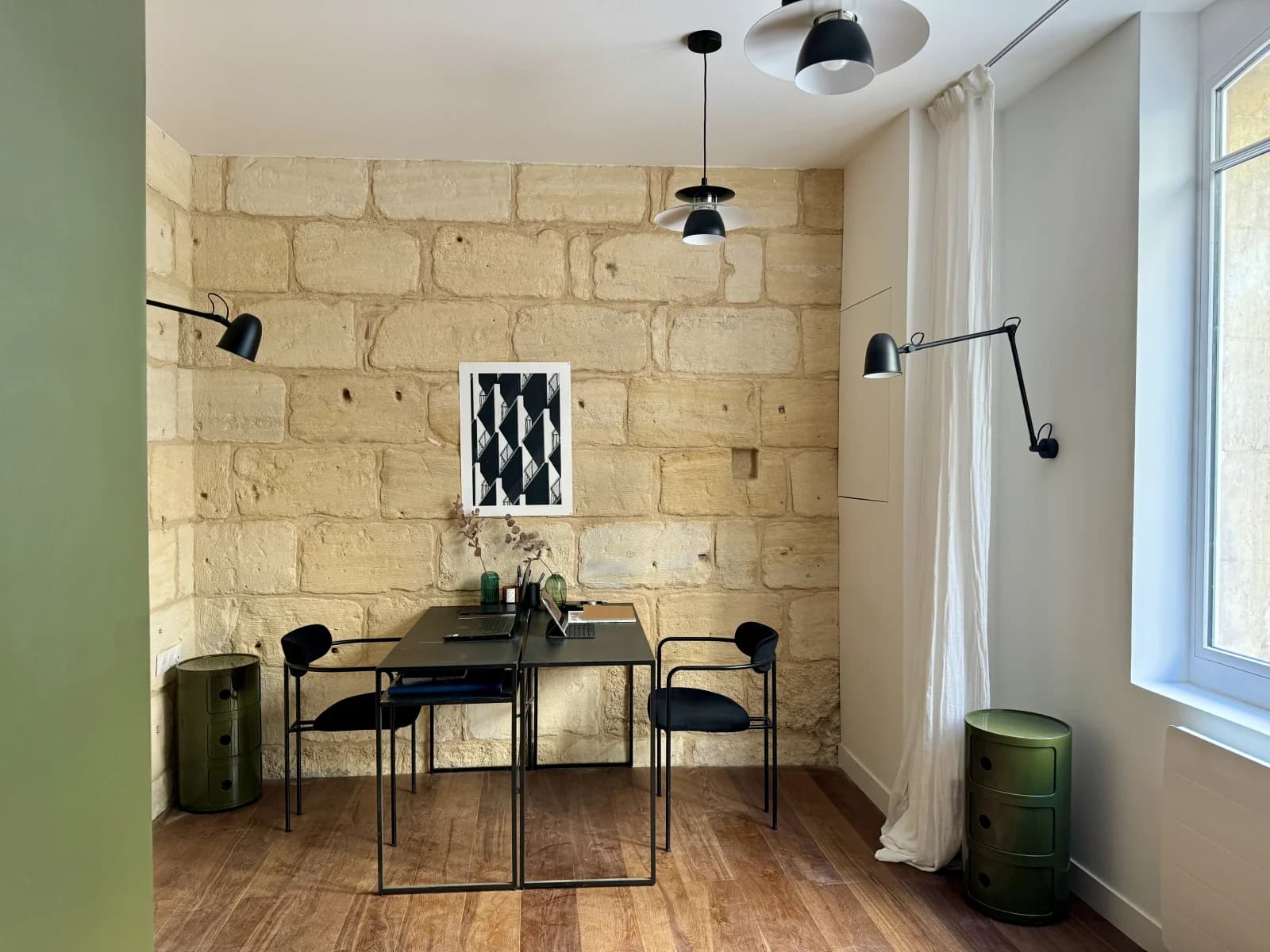 Space Downtown - Workspace for 2 to 5 people - 0