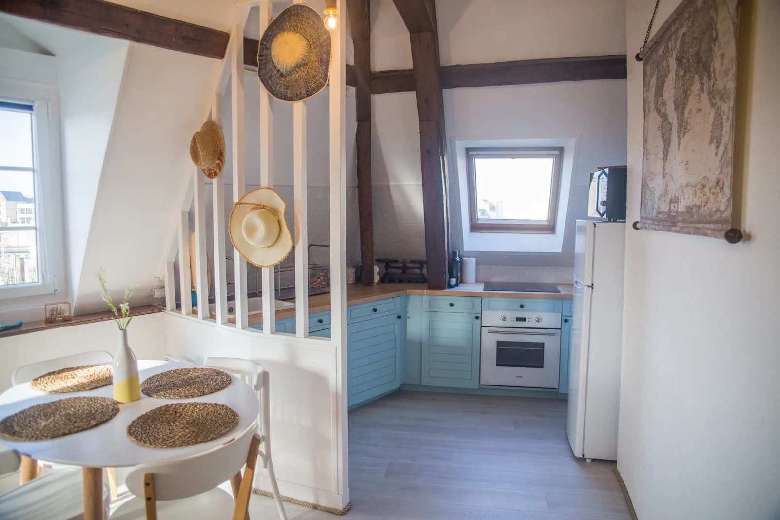 Space Atypical duplex with splendid view of Dieppe harbour - 0