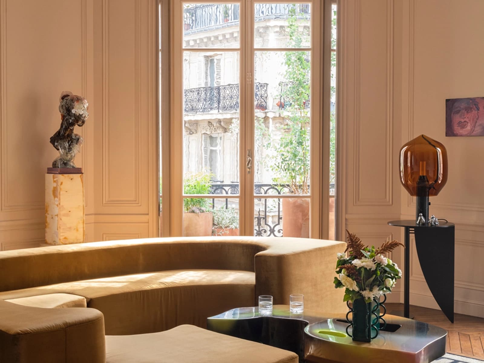 Salon dans Appartement d'exception, luxe et design contemporain - 1