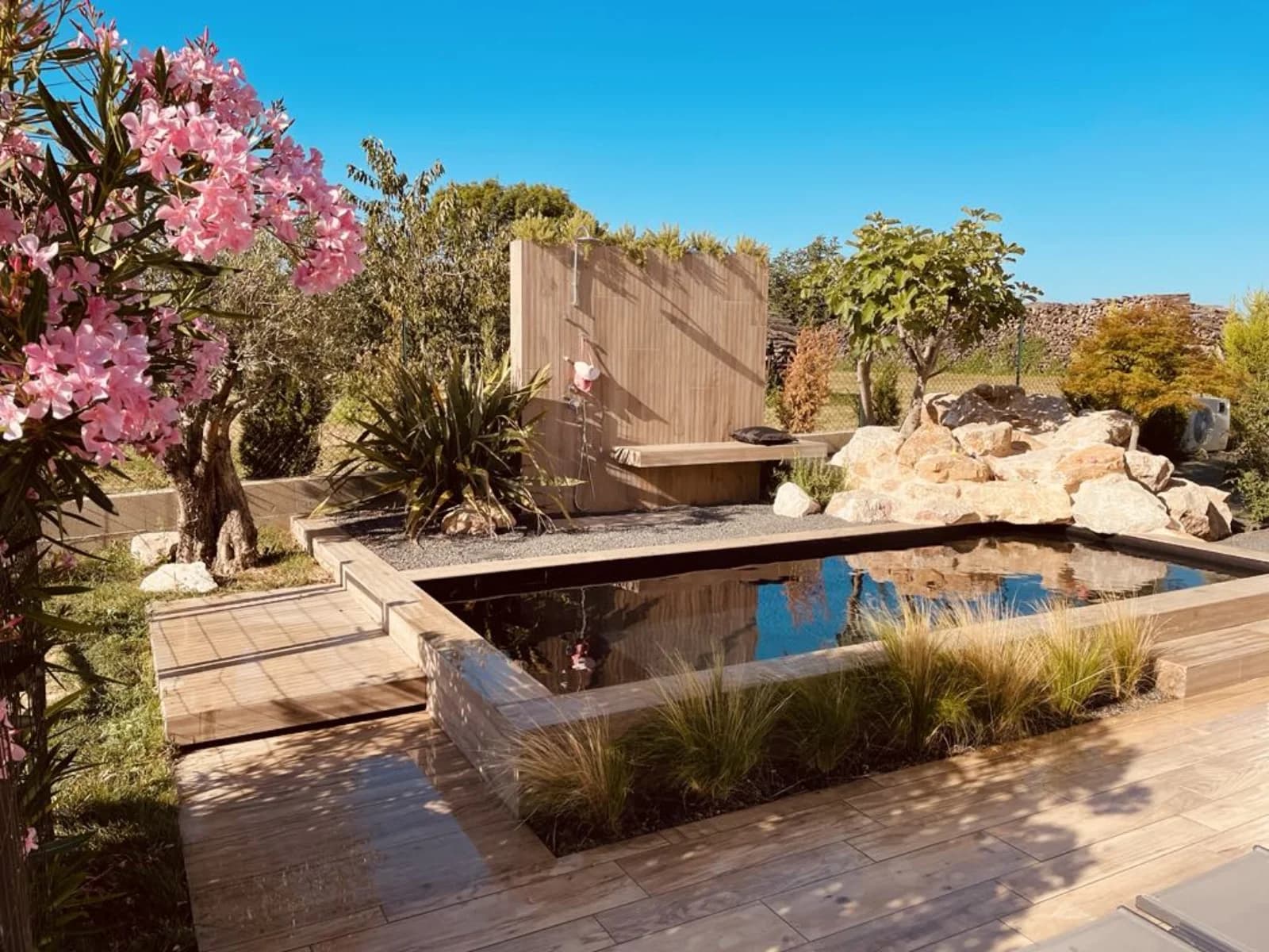 Espace Maison avec jardin verdoyant aux proches alentours de Lyon - 4