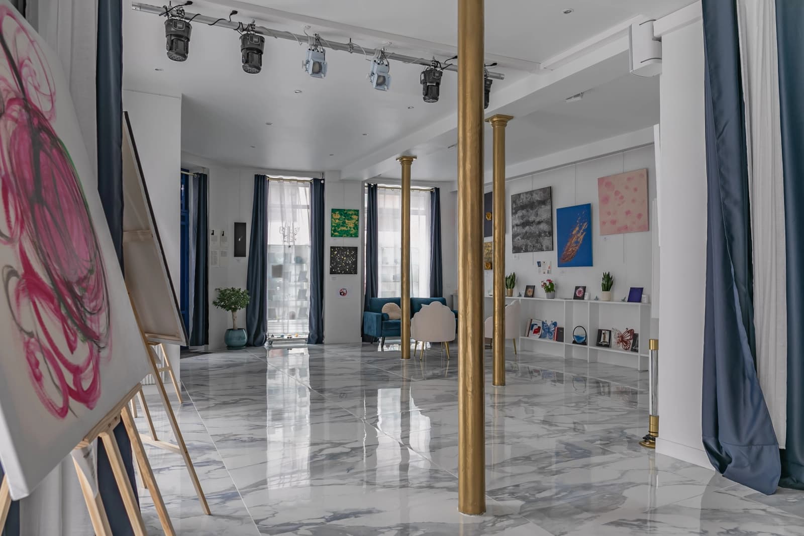 Space Art gallery to make your dreams come true - 3